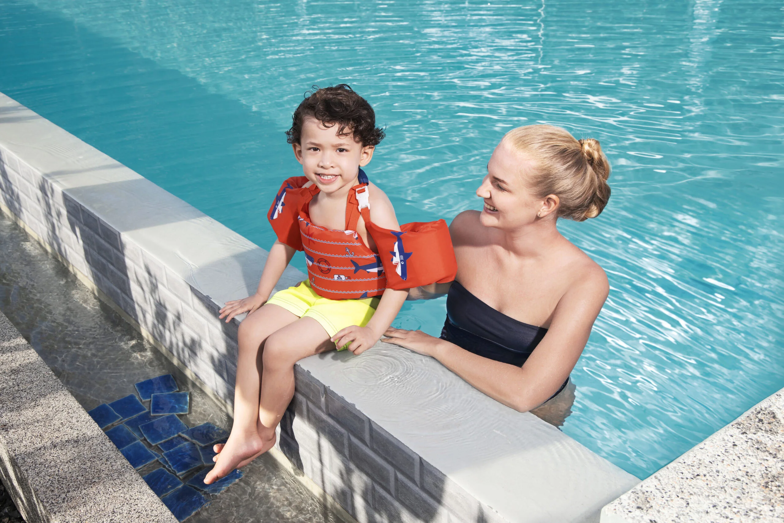 Kit Flotador de brazo + Lentes de Agua Niño - Imagen 3