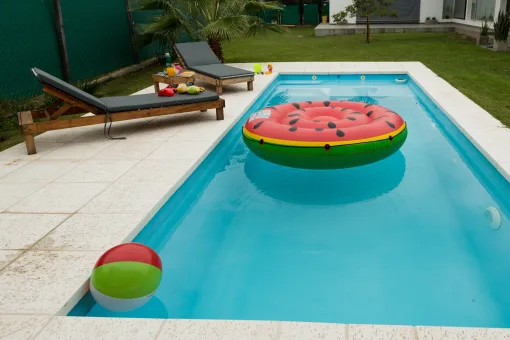 Piscina Fibra de Vidrio Premium Calabria VT 550<br>5.5x2.9x1.30m - Imagen 5